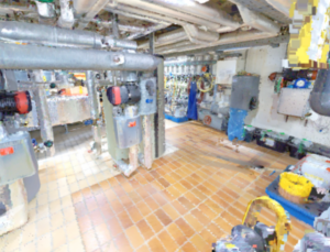 Mobiles Laserscanning NavVis MLX in der Technikzentrale – lückenlose TGA-Dokumentation unter Versorgungsleitungen