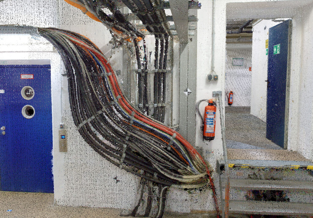 navvis-clx-punktwolke-technikraum Eingefärbte Punktwolke eines Technikraums, aufgenommen mit dem NavVis CLX